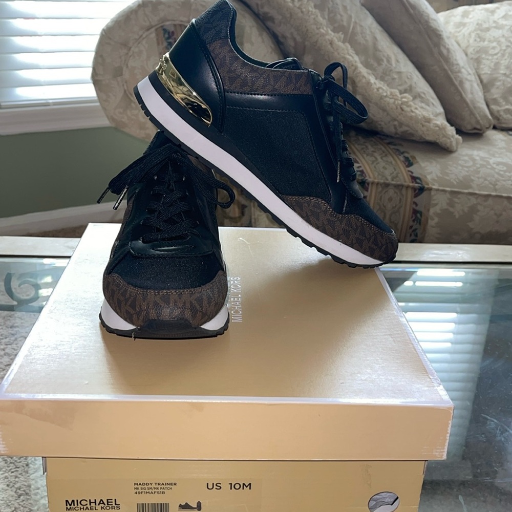 Michael Kors Trainer, excellent condition.  Worn once.